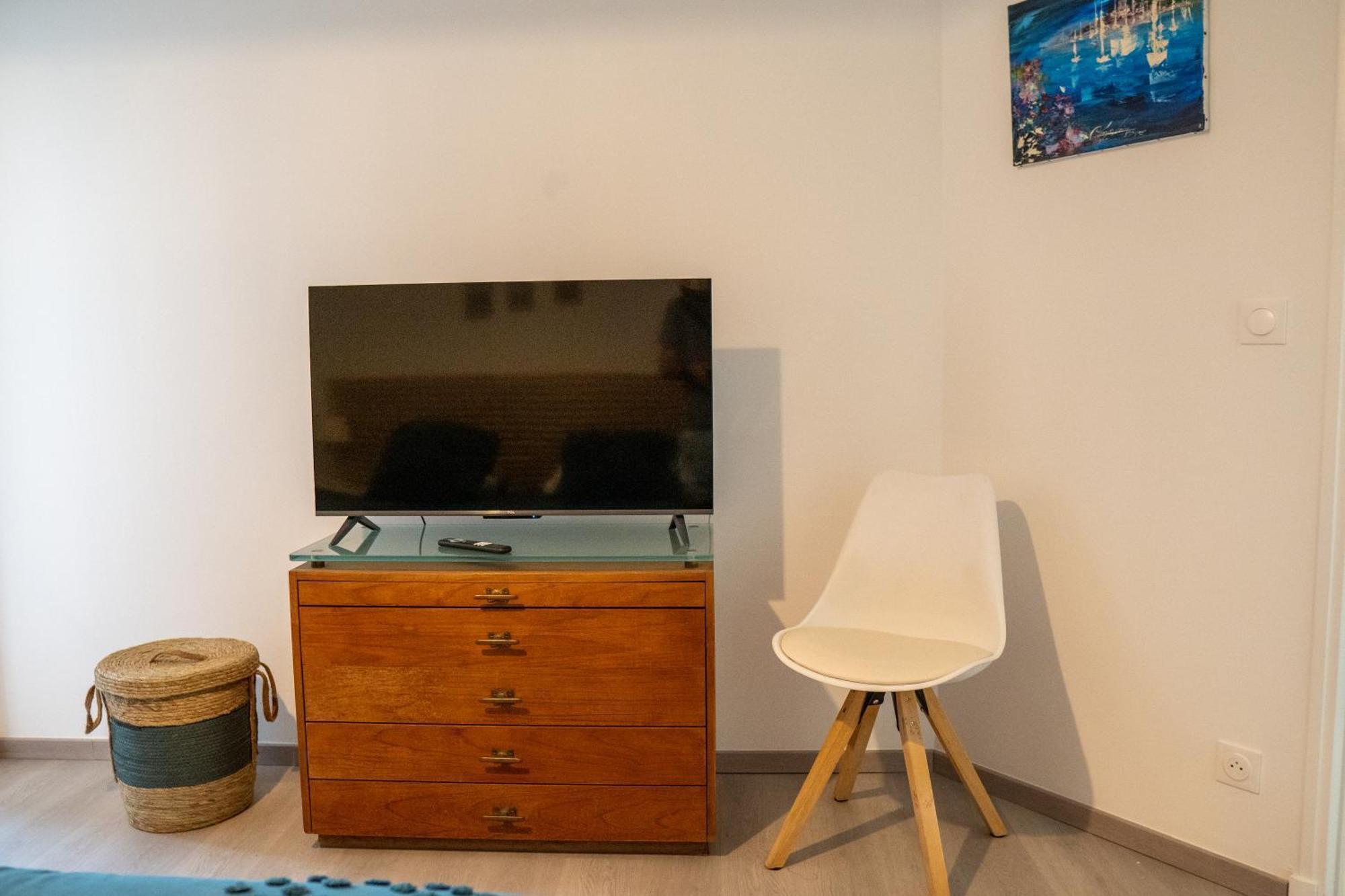 T2! 3 Ou 4 Personnes Centre Ville Neuf Avec Garage 사나리쉬르메르 외부 사진